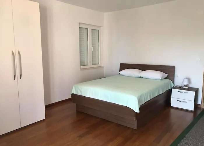 Anamarija Ploce * Dubrovnik