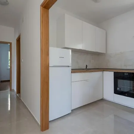 Anamarija Ploce Apartment