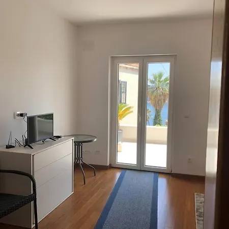 Anamarija Ploce Apartment